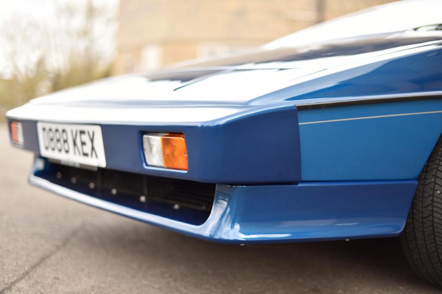 Детали экстерьера Lotus Esprit Turbo HC Limited Edition 1987 года  (фото 143 из 181)